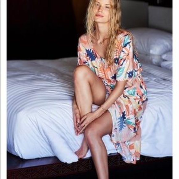 Roxy Flamingo Shades Dress - Picture 3 of 4